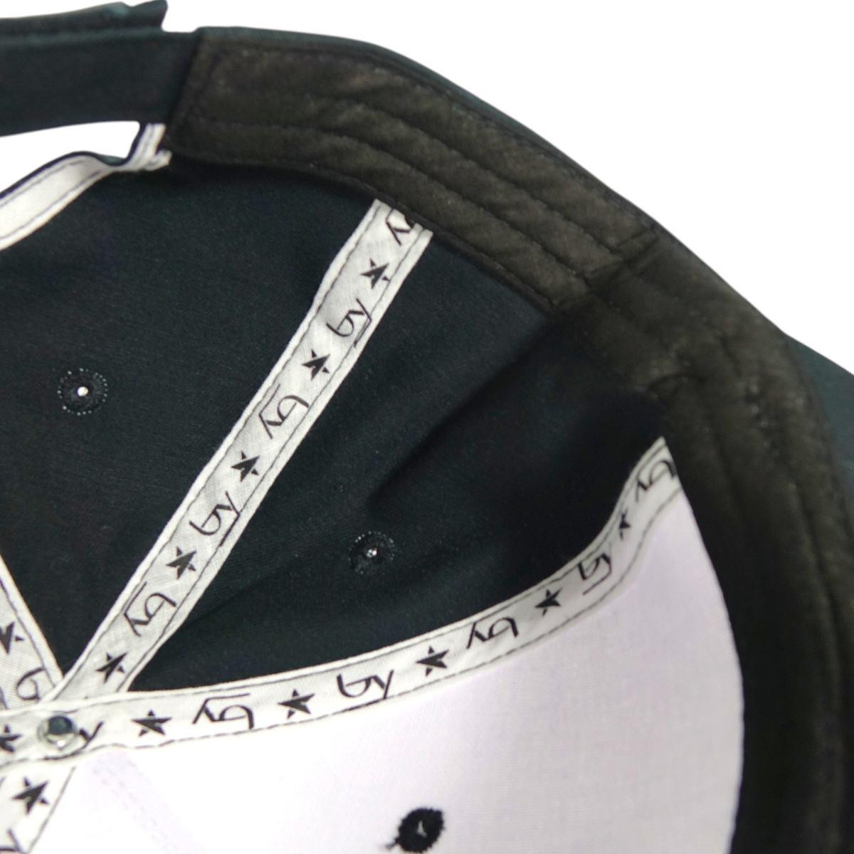 Cappello in tessuto con visiera fluo Byblos