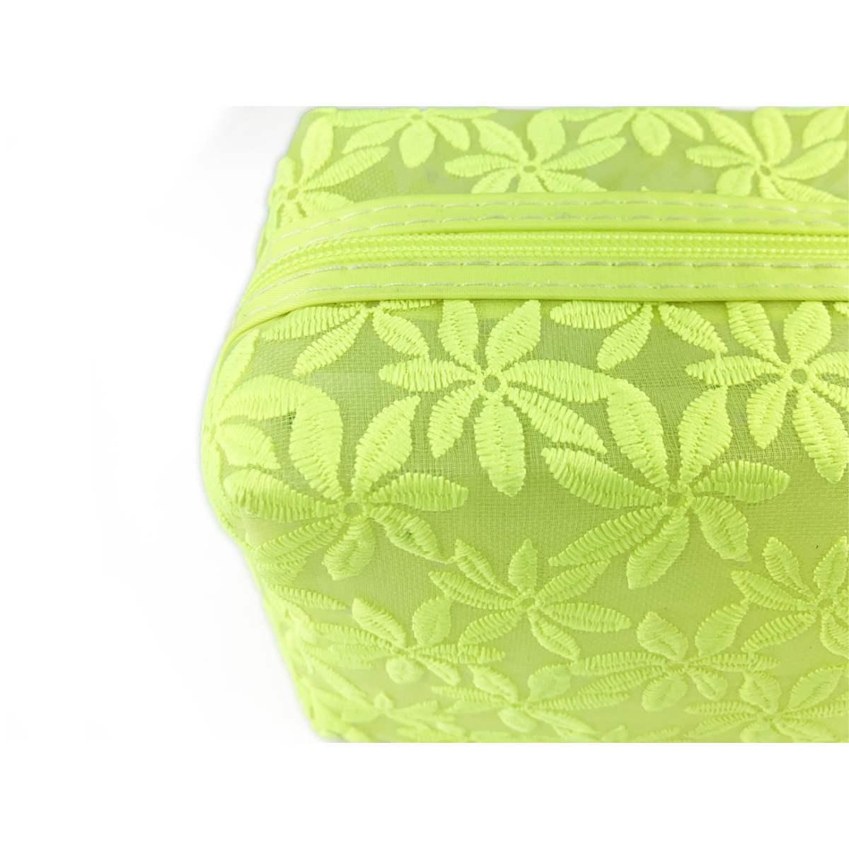 Beauty Le Kikke Flower Grid Square