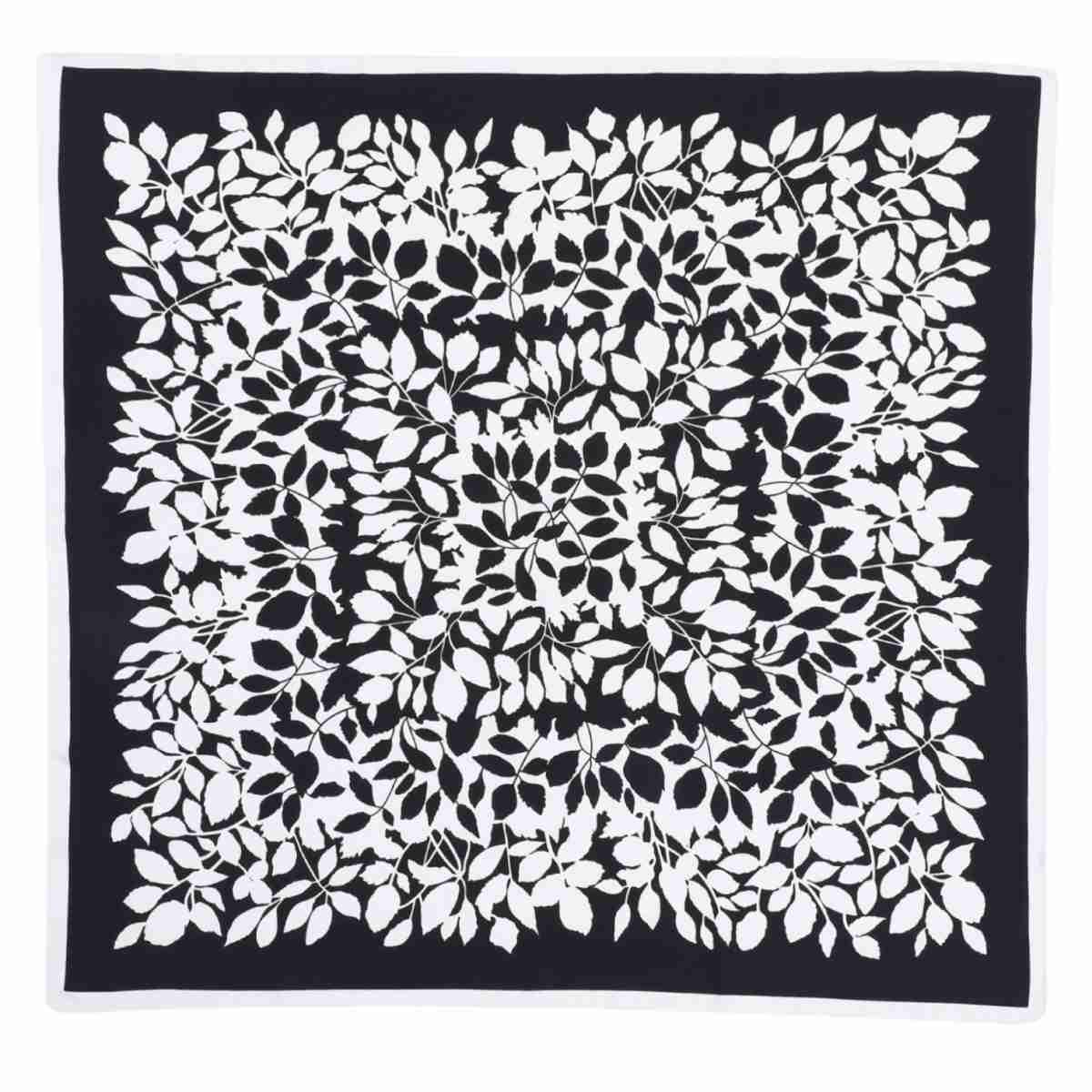 Foulard donna in seta stampa floreale stilizzata a contrasto Capoverde