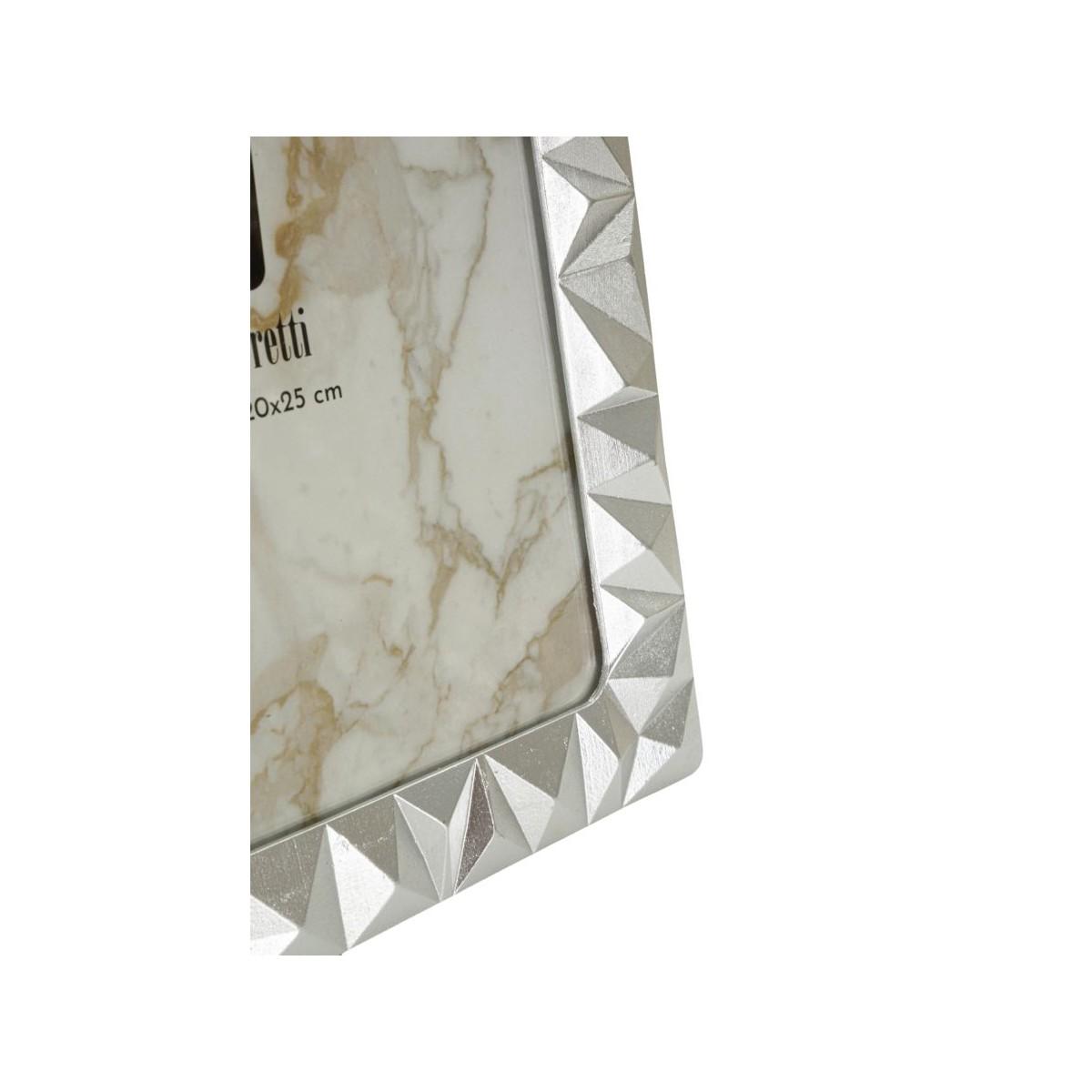 Cornice cubic cm 25,3x1,6x30,5<br>(misura interna cm 20x25) min 2