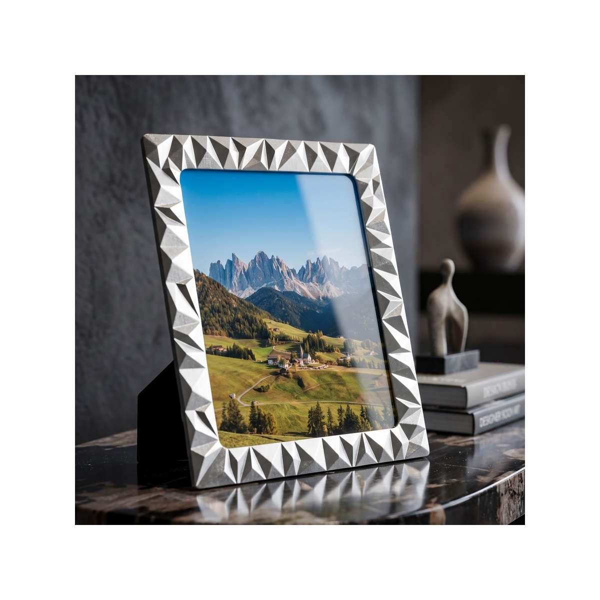 Cornice cubic cm 25,3x1,6x30,5<br>(misura interna cm 20x25) min 2