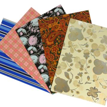 25 Fogli carta regalo fantasia generica assortita 70x100 cm